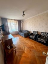 İcarəyə verilir 1 otaqlı köhnə tikili 40 m² — Zaur