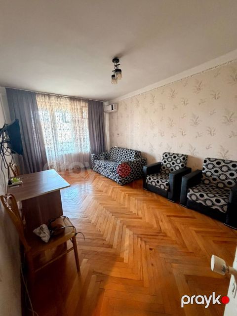İcarəyə verilir 1 otaqlı köhnə tikili 40 m²