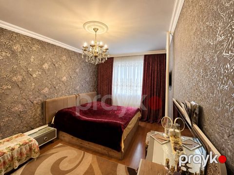 Satılır 3 otaqlı köhnə tikili 80 m²