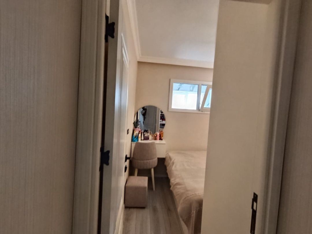 Satılır 2 otaqlı köhnə tikili 50 m² — Mənzil, Bakı (2)