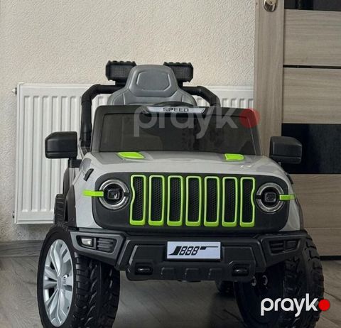 Uşaq maşini.qiymet 350 man.7yasa kimi usaq sure biler.hec bir problemi