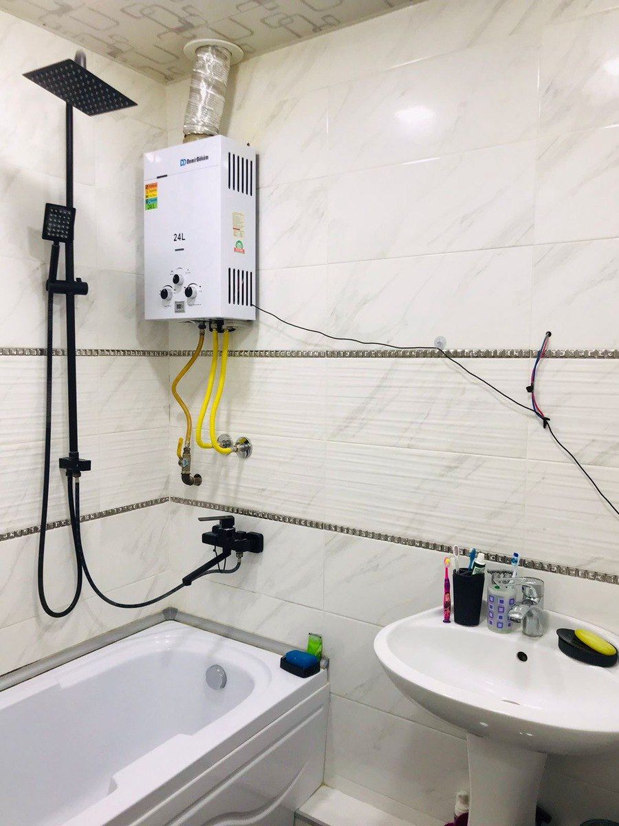 Satılır 4 otaqlı köhnə tikili 105 m² — Mənzil, Bakı (3)