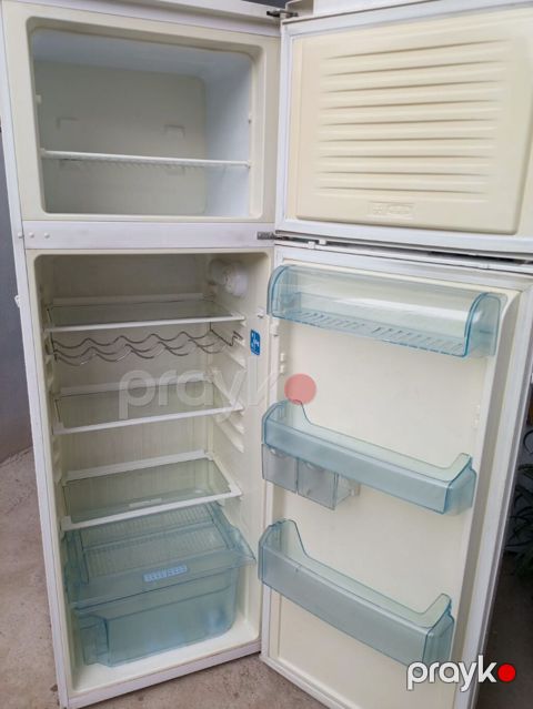 Beko soyuducu yaxşı veziyetde heç bir prablemi yoxdu tam işlekdi köç — Bakı