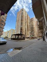 Satılır 2 otaqlı yeni tikili 62 m² — Недвижимость