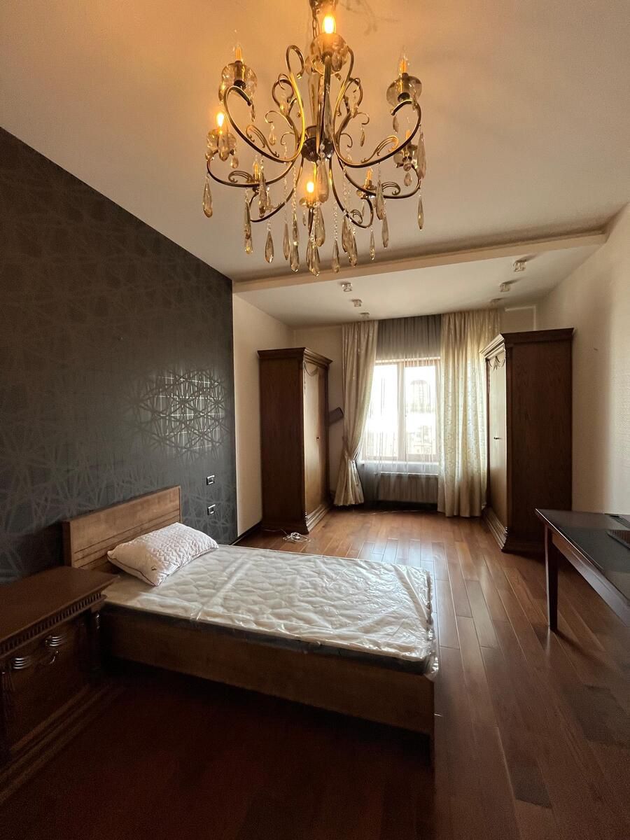 Satılır 4 otaqlı yeni tikili 200 m² — Mənzil, Bakı (5)