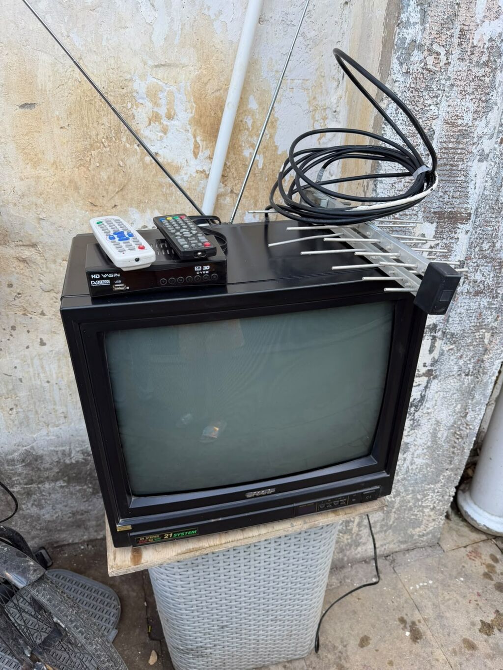 Sharp kineskop televizor + rəqəmsal tuner və antena seti - — Televizorlar, Digah (6)