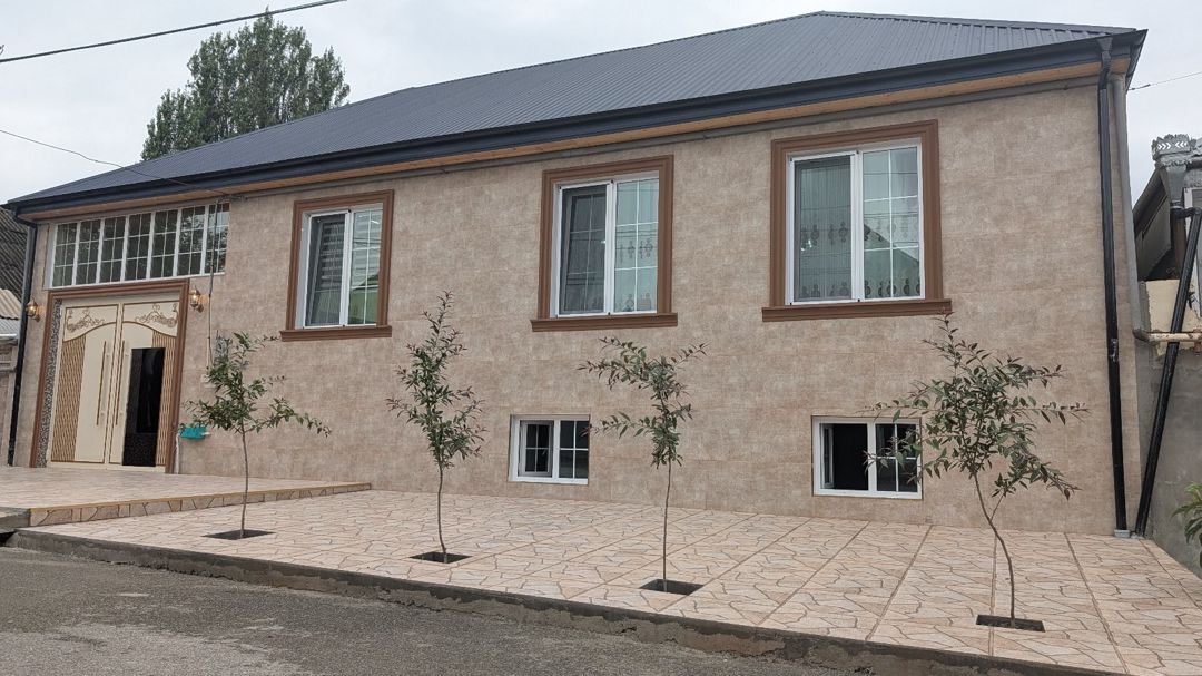 Həyət evi, Göygöl r. — Daşınmaz əmlak, Göygöl