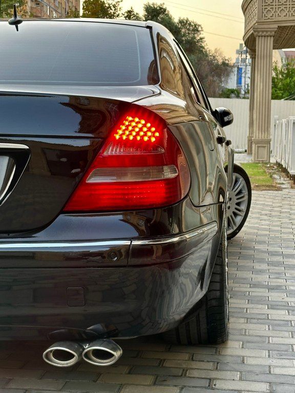 Mercedes E 320, 3.2 L, 2003 il, 304 000 km — Avtomobillər, Bakı (12)