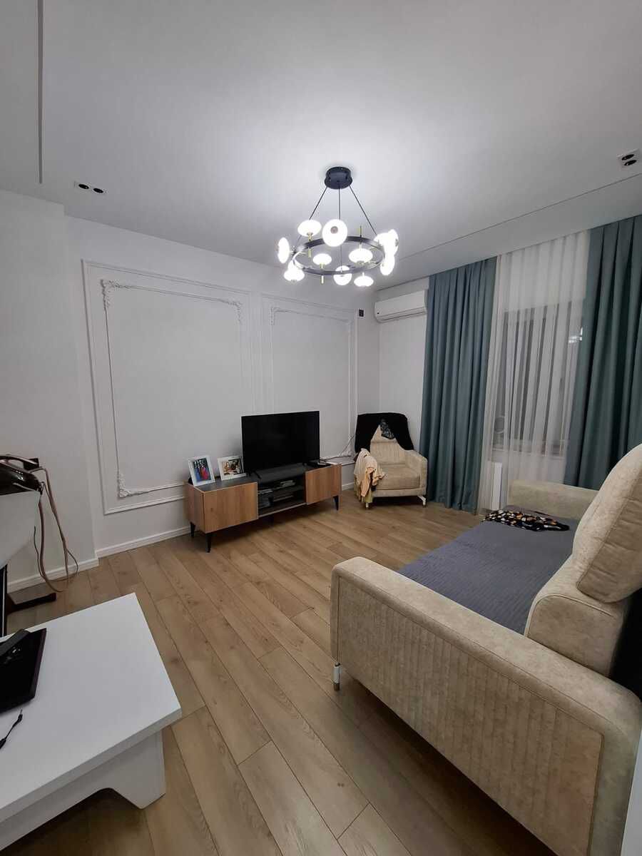 Satılır 4 otaqlı köhnə tikili 105 m² — Mənzil, Bakı (4)