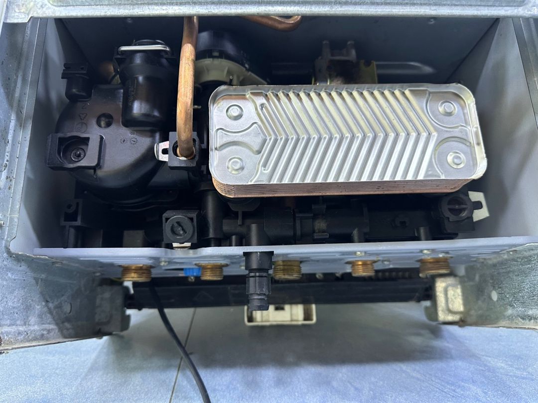 Kombi Ariston 24 Kw — Təmir və inşaat, Bakı (2)
