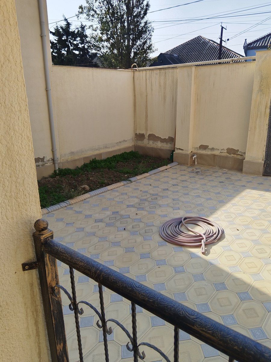 Satılır 4 otaqlı həyət evi/bağ evi 170 m² — Ev, villa, Bakı (2)