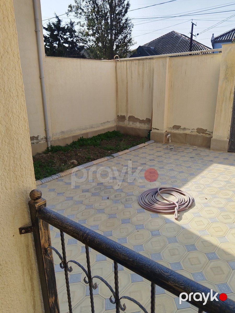 Satılır 4 otaqlı həyət evi/bağ evi 170 m² — Ev, villa, Bakı (2)