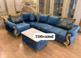 Künc divan dəsti – klassik üslubda, mavi məxmər üzlüklə. Qızılı oyma — Furniture