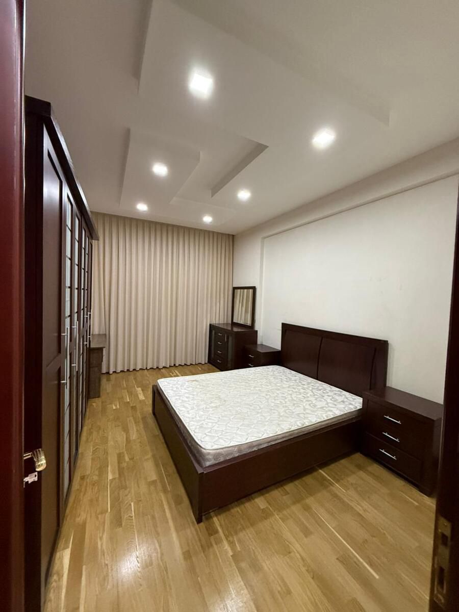 İcarəyə verilir 4 otaqlı yeni tikili 220 m² — Mənzil, Bakı (5)