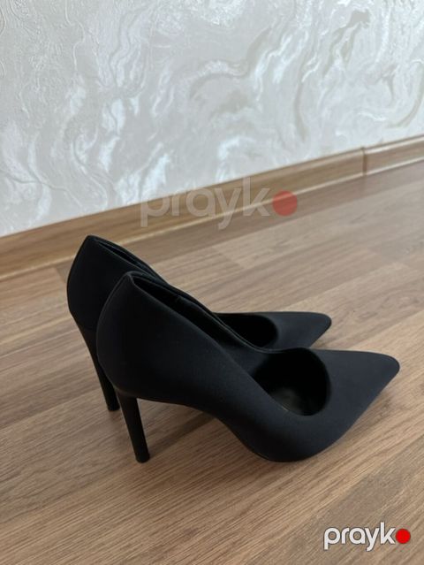Bershka qara stiletto — 36 ölçü 🖤 Bershka markalı klassik qara