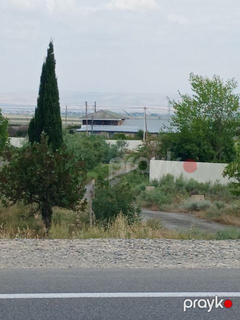 Satılır obyekt 3000 m²