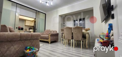 Satılır 3 otaqlı köhnə tikili 70 m² — Bakı