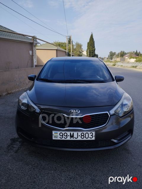Kia Forte: 1.8 l | 2013 il Sedan