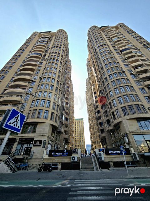 Satılır 3 otaqlı yeni tikili 157 m²