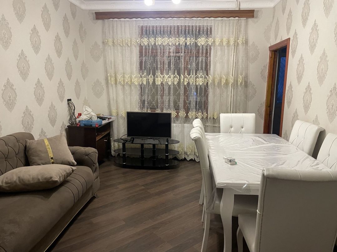 İcarəyə verilir 2 otaqlı köhnə tikili 60 m² — Mənzil, Bakı