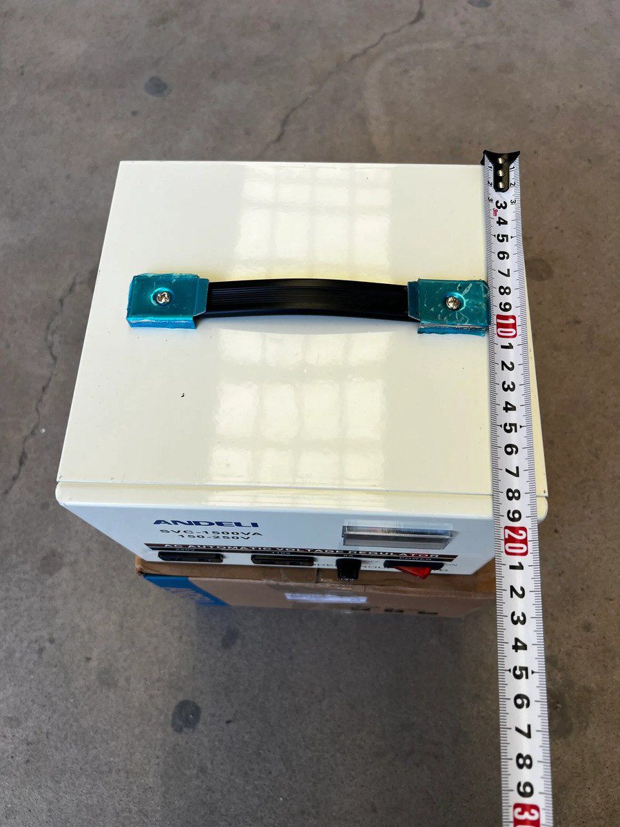 Andeli 150V-260V 1500W-30000W tənzimləyiciləri — Təmir və inşaat, Bakı (11)