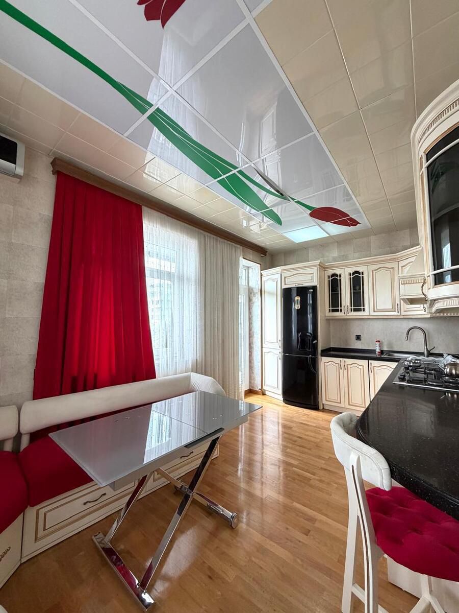 Satılır 5 otaqlı yeni tikili 280 m² — Mənzil, Bakı (11)