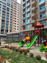 İcarəyə verilir 3 otaqlı yeni tikili 100 m² — Ruslan
