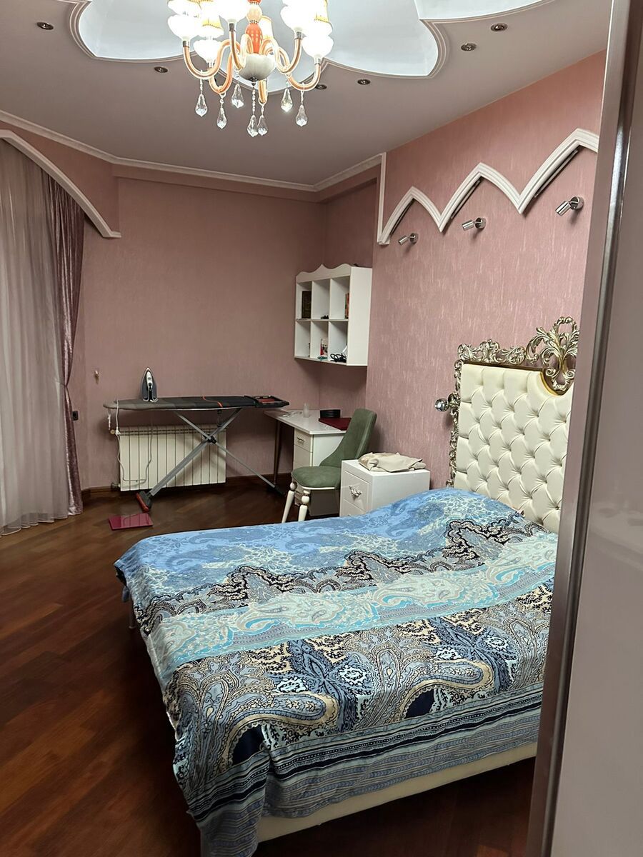 Satılır 5 otaqlı yeni tikili 250 m² — Mənzil, Bakı (12)