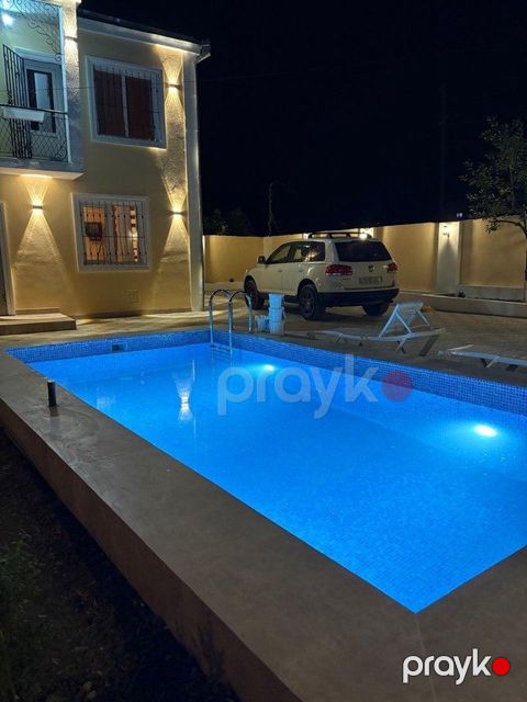 İcarəyə verilir 3 otaqlı həyət evi/bağ evi 120 m²