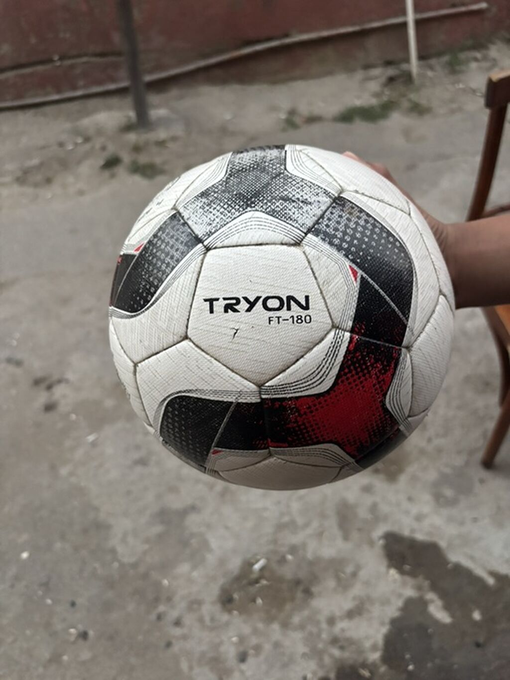 TRYON FT-180 futbol topu - Ölçü: 4 (üzərində “size 4” qeyd olunub) - — İdman və istirahət, Bakı (4)