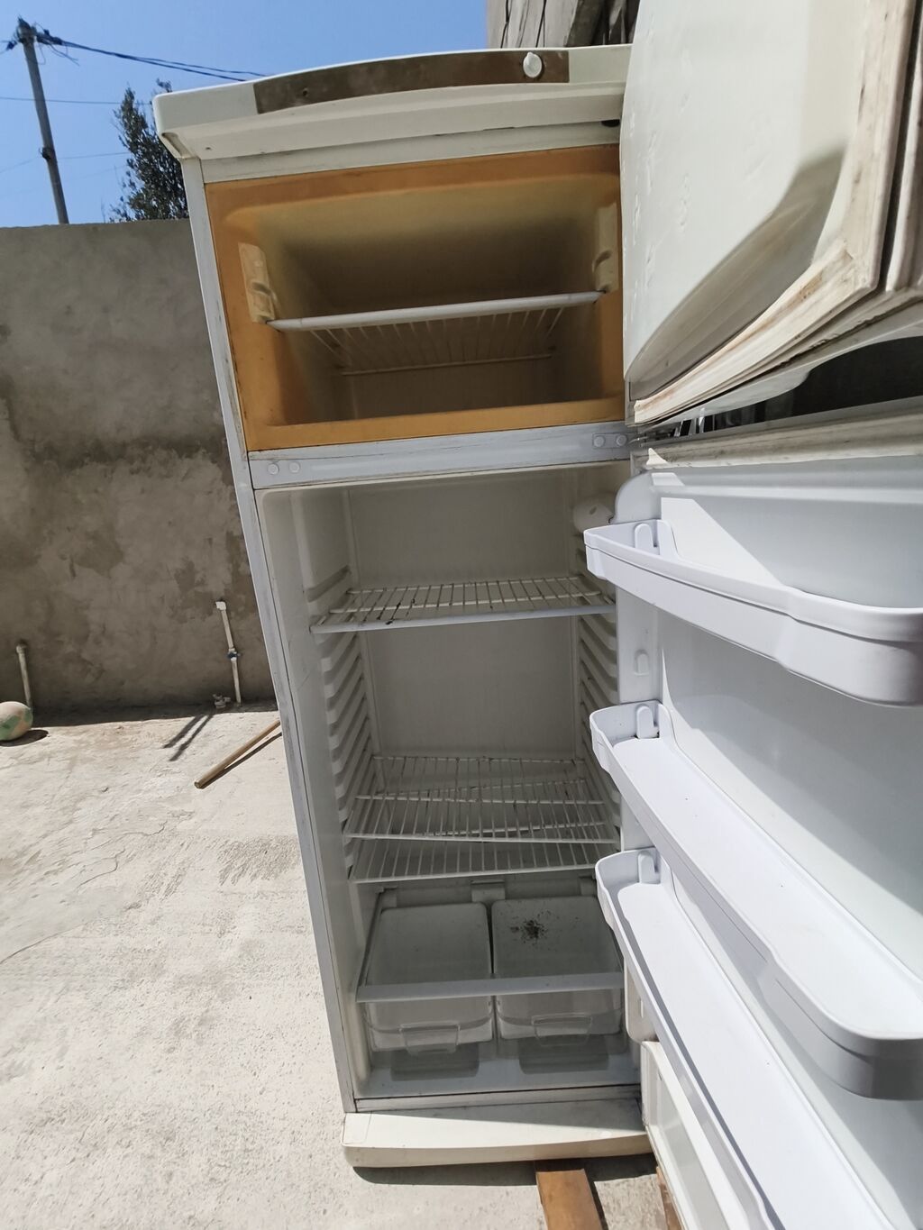 Indesit iki qapılı soyuducu - Brend/model: Indesit, üst kamera — Soyuducular, Bakı (3)