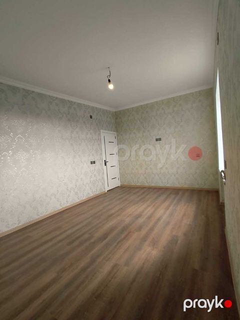 Satılır 1 otaqlı köhnə tikili 36 m²