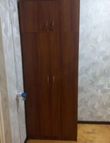 İki bölməli taxta geyim şkafı - Material: taxta/LDSP səth, qoz rəngli — Мебель