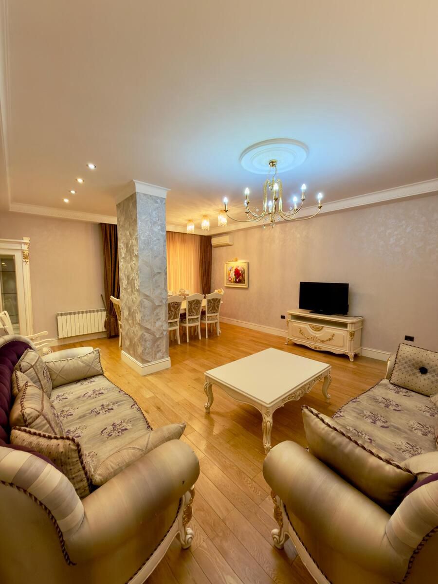 4-otaqlı yeni tikili, Nəsimi r., 175 m² — Daşınmaz əmlak, Bakı