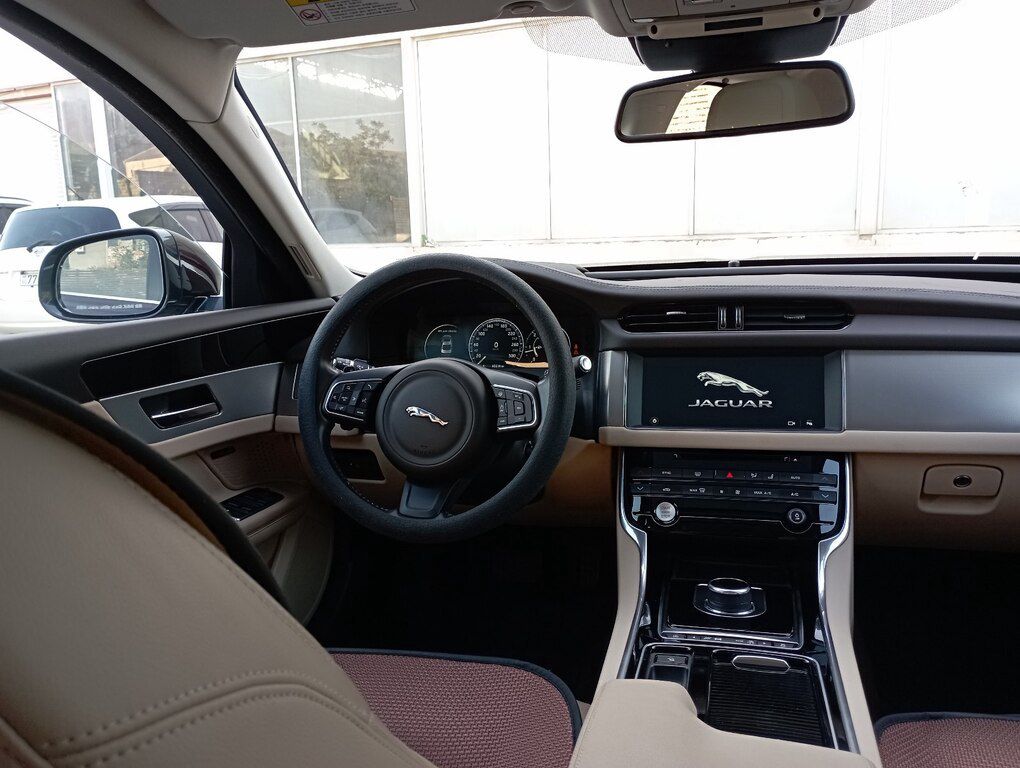 Jaguar XF, 2.0 L, 2016 il, 56 298 km — Avtomobillər, Bakı (7)