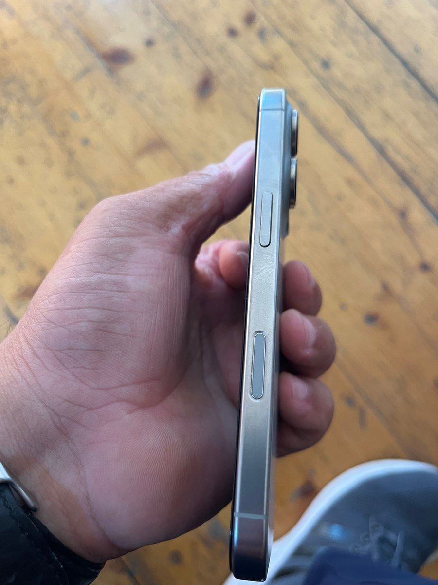 Apple iPhone 16 Pro Natural Titanium 256GB/8GB — Telefonlar və qadjetlər, Bakı (3)