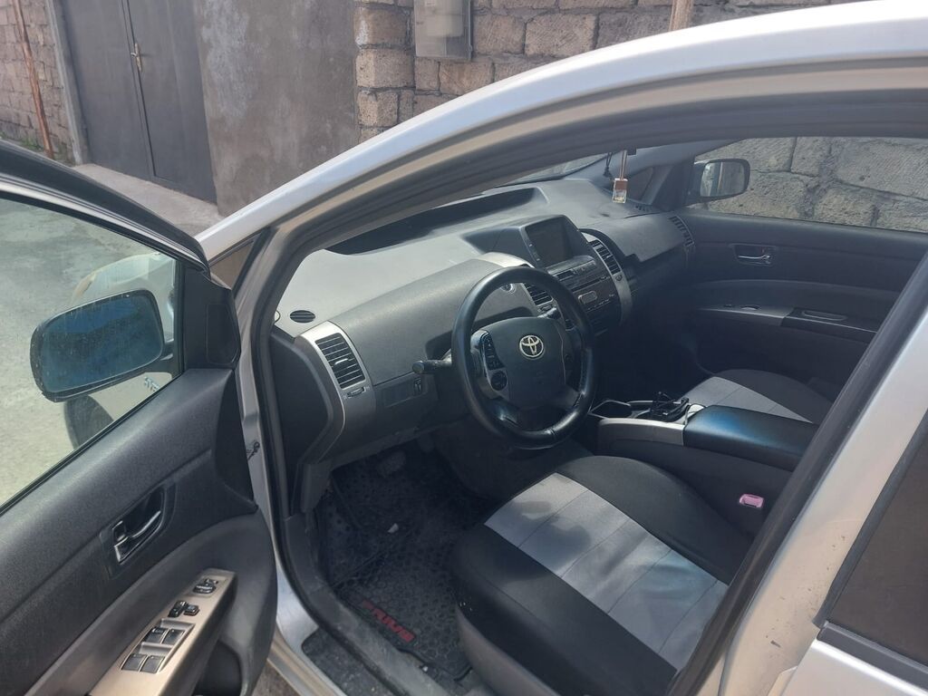 Toyota Prius: 1.6 l | 2008 il Hetçbek — Avto, Füzuli (10)