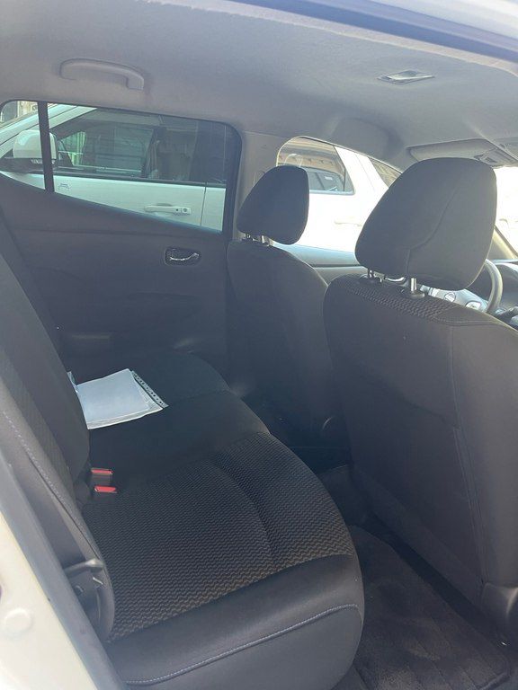 Nissan Leaf, 24 kWh, 2017 il, 150 000 km — Avtomobillər, Bakı (6)