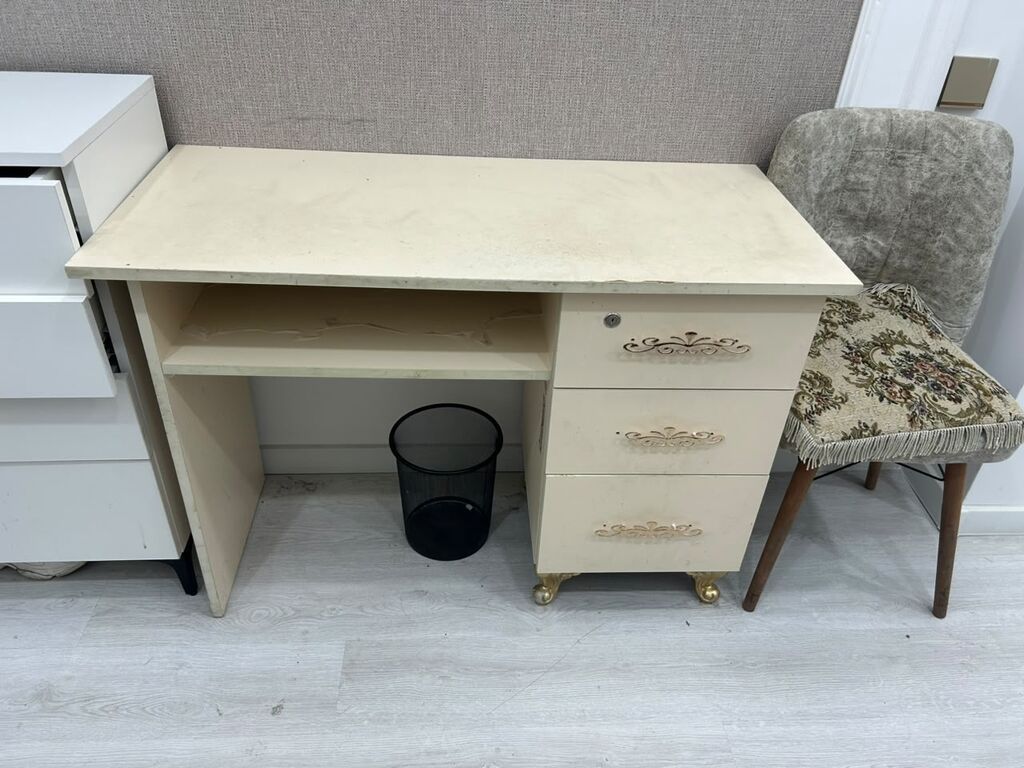 İşlənmiş, Güzgüsüz — Mebel, Bakı