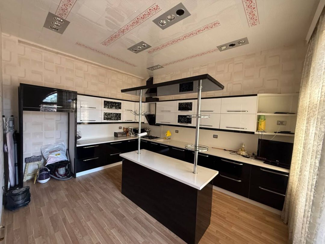 Satılır 5 otaqlı həyət evi/bağ evi 300 m² — Ev, villa, Bakı (6)