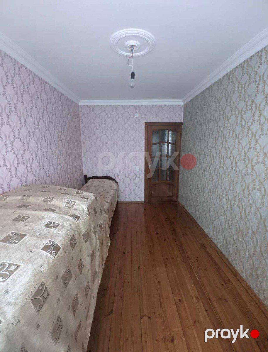 Satılır 4 otaqlı köhnə tikili 90 m² — Mənzil, Bakı (3)