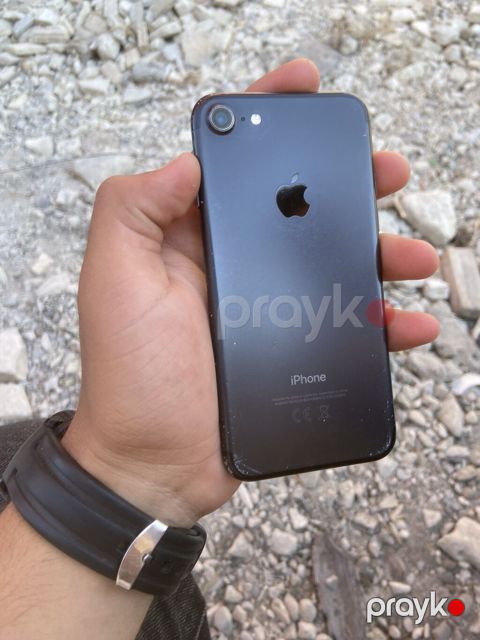 IPhone 7, 128 GB, Jet Black, Barmaq izi