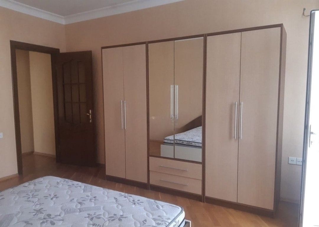 İcarəyə verilir 3 otaqlı köhnə tikili 126 m² — Mənzil, Bakı (2)
