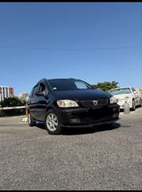Opel Zafira, 2002 il — Avtomobil