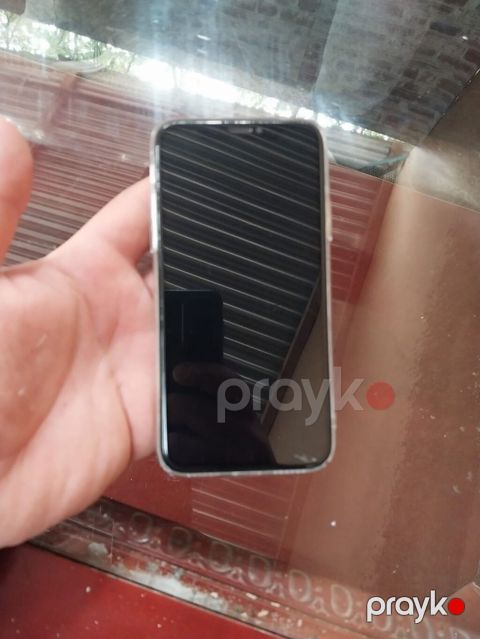 IPhone X, 64 GB, Gümüşü, Simsiz şarj