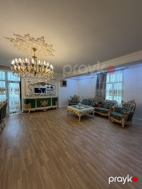 Satılır 4 otaqlı yeni tikili 160 m²