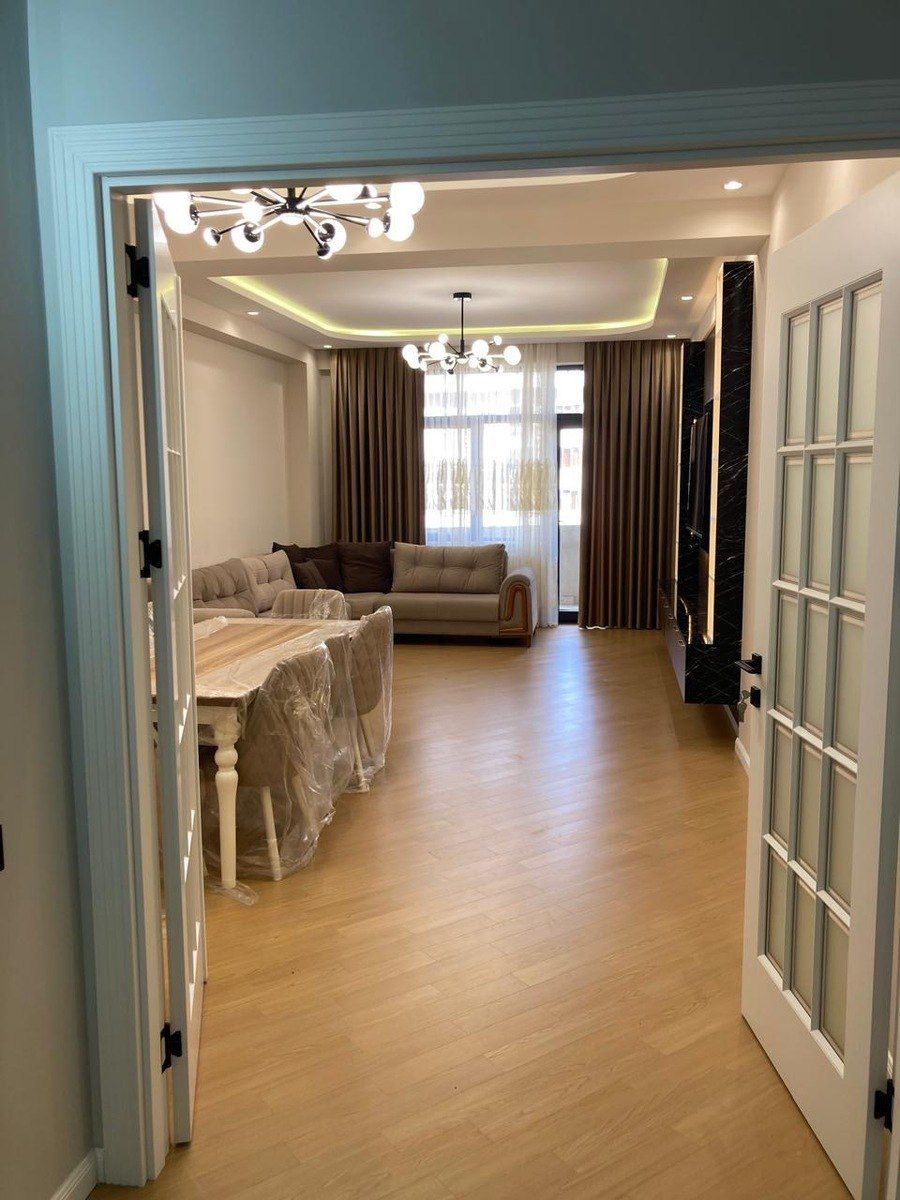 İcarəyə verilir 3 otaqlı yeni tikili 142 m² — Mənzil, Bakı (7)