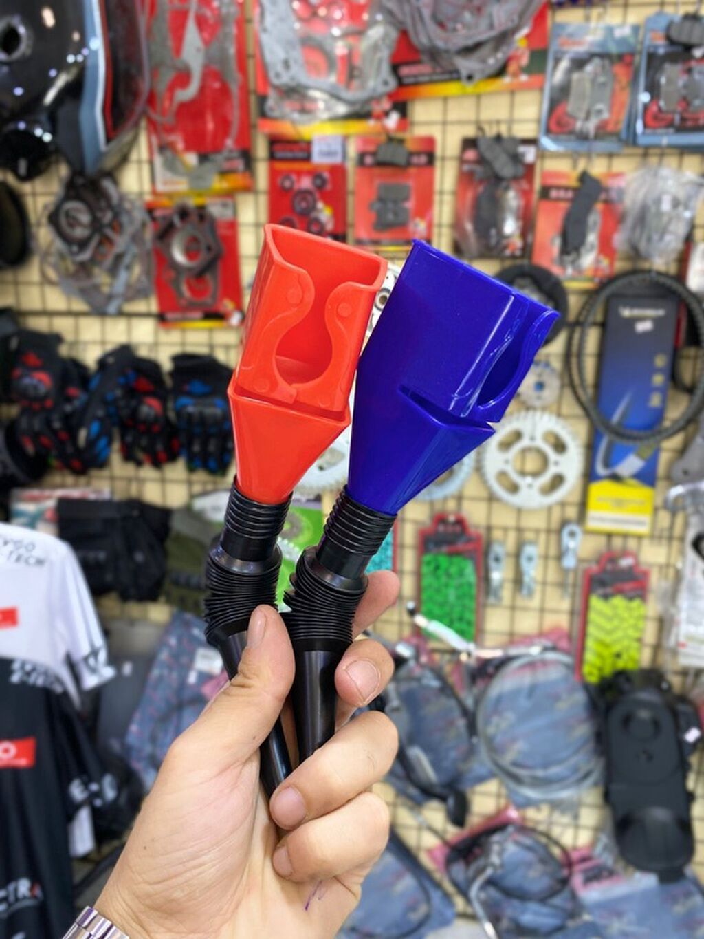 Motosiklet tənzif borusu/yağ doldurma huni ucu (klapanlı) - Material