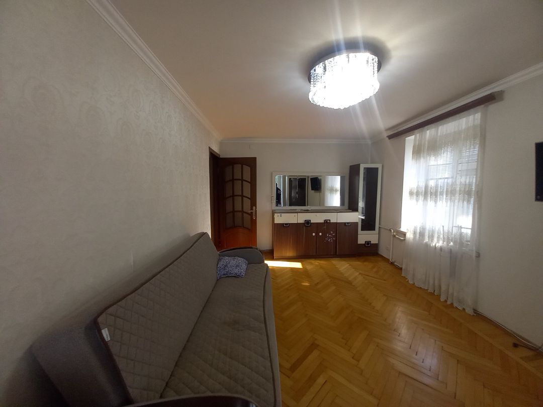 İcarəyə verilir 2 otaqlı köhnə tikili 60 m² — Mənzil, Bakı