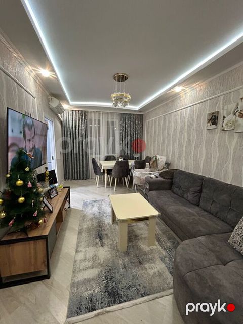 Satılır 2 otaqlı köhnə tikili 58 m²
